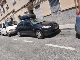 Renault Megane sedan 2004