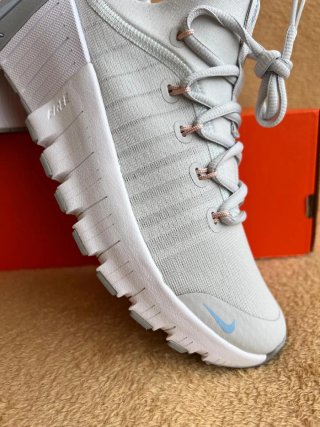 Zapatillas Nike Free Metcon 6 (42)