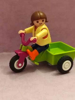 Playmobil Triciclo con Remolque