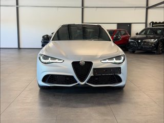 EXCLUSIVA NACIONAL ALFA ROMEO GIULIA COMPETIZIONE