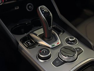 EXCLUSIVA NACIONAL ALFA ROMEO GIULIA COMPETIZIONE