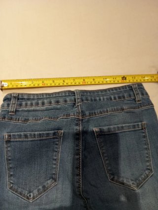 Pantalón vaquero flare azul