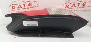PILOTO TRASERO DERECHO RENAULT SCENIC II Confort Authentique
