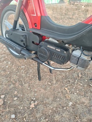 Suzuki Maxi 49cc Roja