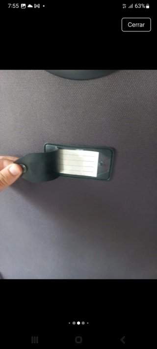 Maleta de viaje marrón y verde