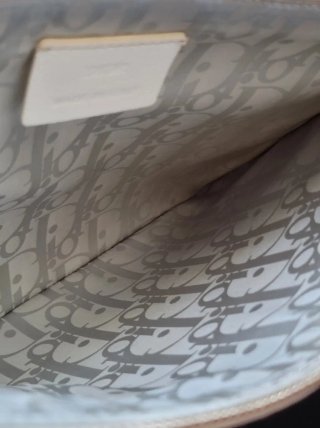 Clutch Dior 30 Montaigne Edición Limitada