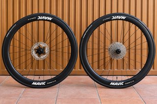 Ruedas Mavic Cosmic S 42 Disc Carbono