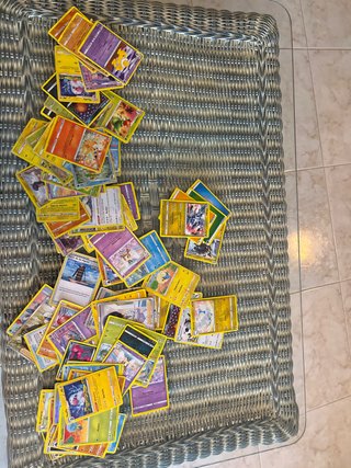 Lote Cartas Pokémon Básicas son 91 cartas Pokémon