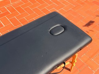 Camilla de masaje plegable de madera 3 zonas