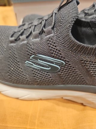 Zapatillas Skechers Swift Fit Talla 39