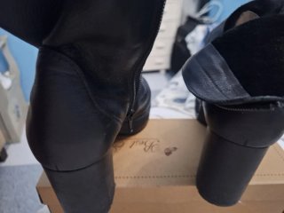 Botas de piel negras para mujer