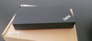 Lenovo ThinkPad Universal USB-C Dock 40AY