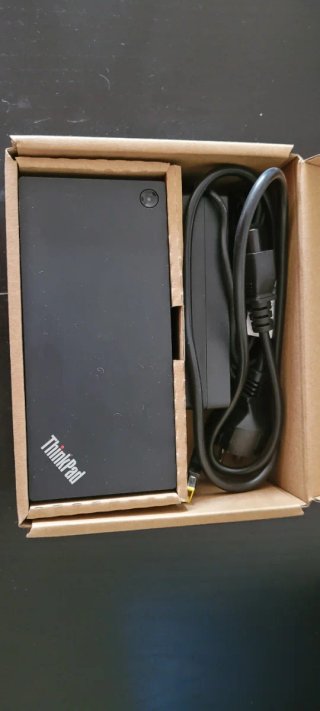 Lenovo ThinkPad Universal USB-C Dock 40AY