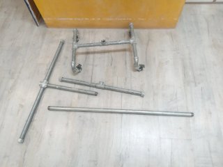 Perchero Metálico Plegable con Ruedas