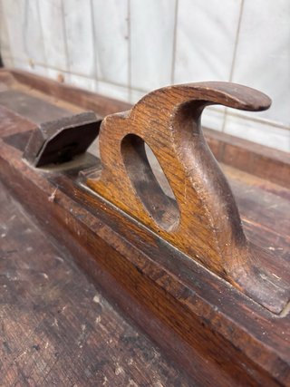 Cepillo carpintero madera antiguo (garlopa)
