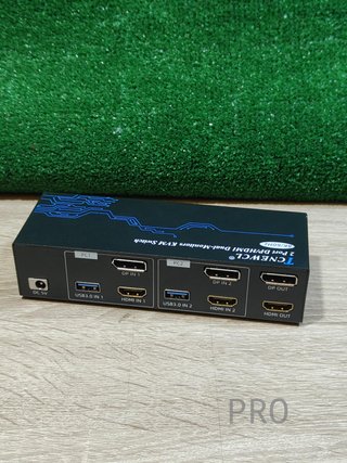 Switch KVM DisplayPort 4 porte TCNEWCL