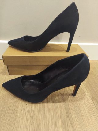 Zapatos tacón alto ante azul