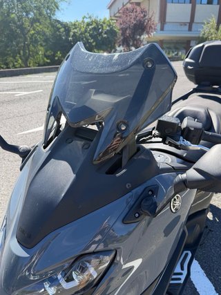 Yamaha TMAX TECH MAX 560 Gris
