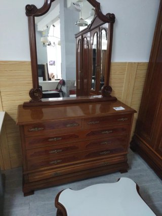 Cómoda clásica madera 9 cajones con espejo
