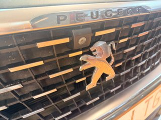 PEUGEOT 5008 HDI 115 CV  ́ ́GT LINE ́ AUTOMÁTICO +