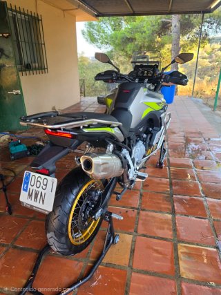 Voge 900 dsx