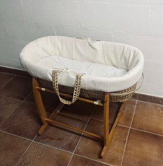 Minicuna moisés mimbre