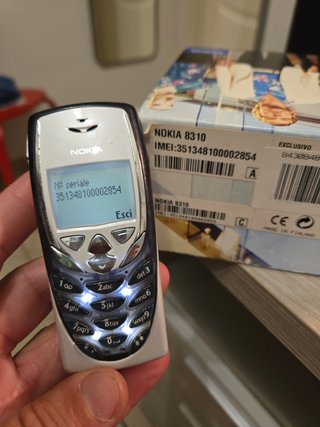 Nokia 8310 vintage argento con scatola