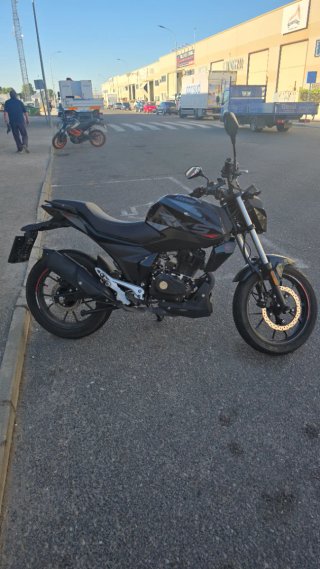 Keway RKS 125 Negra 17000 km