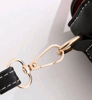 Bolso de fiesta negro y rojo