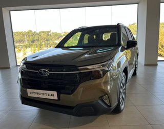 SUBARU FORESTER 2.0i Hybrid CVT Touring **OFERTA**