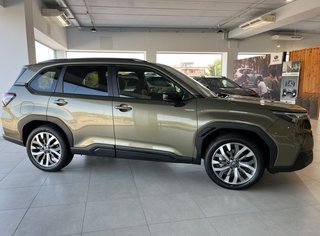 SUBARU FORESTER 2.0i Hybrid CVT Touring **OFERTA**