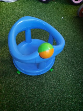 Asiento de baño para bebés.