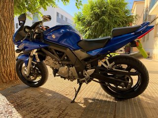 Suzuki SV650S Azul