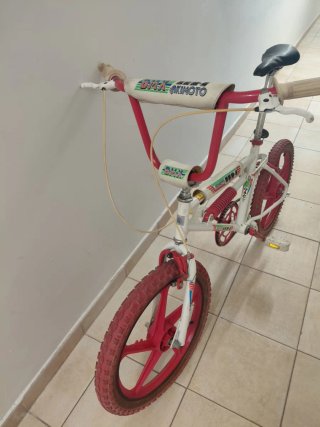 Bicicleta BMX Akimoto AKM 4