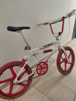 Bicicleta BMX Akimoto AKM 4