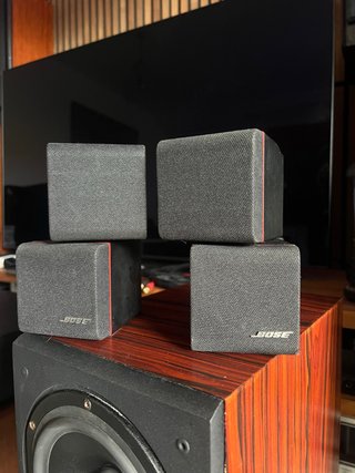 Altavoces Bose pequeños