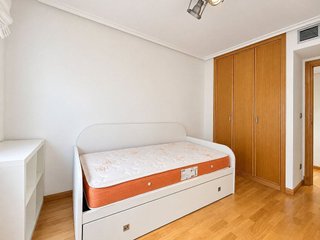 Piso en alquiler en Romareda en Zaragoza