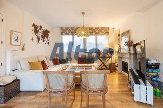 Casa pareada en alquiler en Zona Estación en Pozuelo de Alarcón