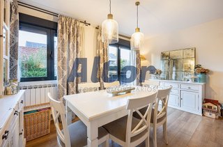 Casa pareada en alquiler en Zona Estación en Pozuelo de Alarcón