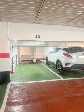Garaje en alquiler en La Granja en Zaragoza