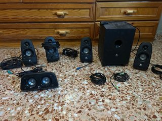 Altavoces Logitech 5.1 Negros