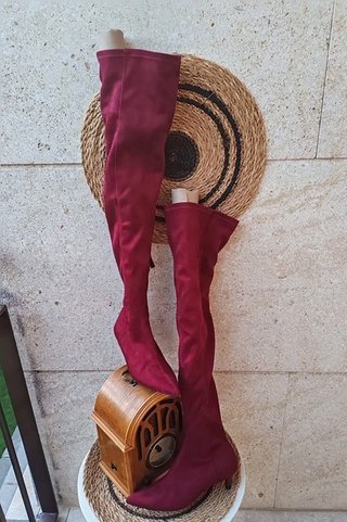 Stivali alti Zara 35 bordeaux / Stivaletti sopra il ginocchio...