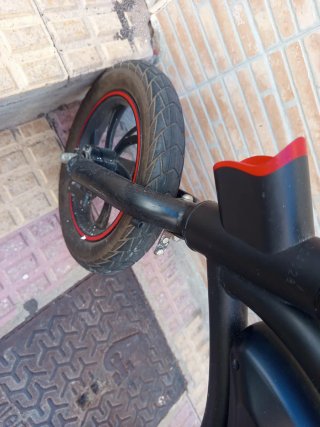 Bicicleta eléctrica sin pedales