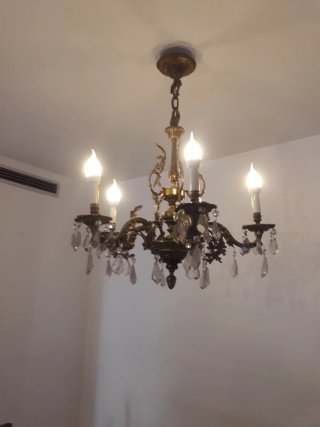 Làmpada de sostre tipus aranya