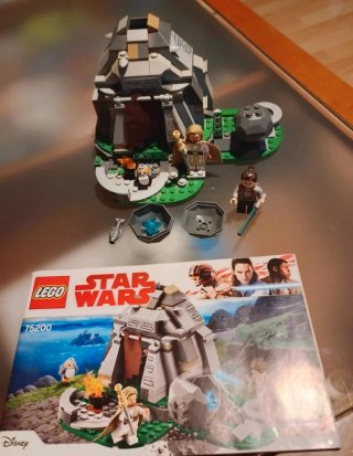 LEGO Star Wars 75200 Ahch-To Island