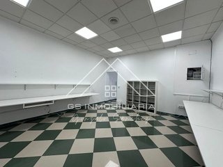 Local comercial en alquiler en Centro en Lucena