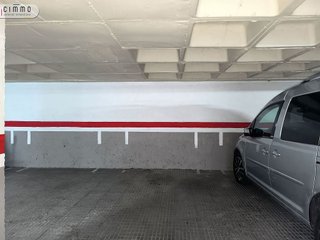 Garaje en alquiler en Sant Antoni en Barcelona