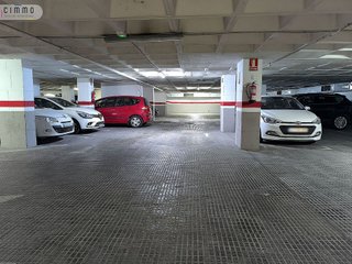 Garaje en alquiler en Sant Antoni en Barcelona