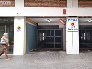 Garaje en alquiler en Sant Antoni en Barcelona
