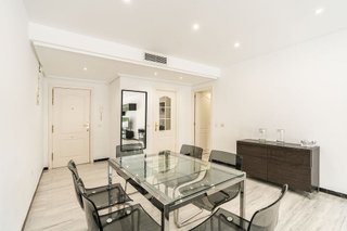 Piso en alquiler en Puerto Banús en Marbella